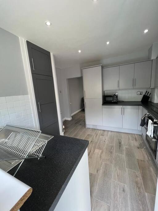 Superb Three Bed Garnant Duplex! Apartment Exterior foto